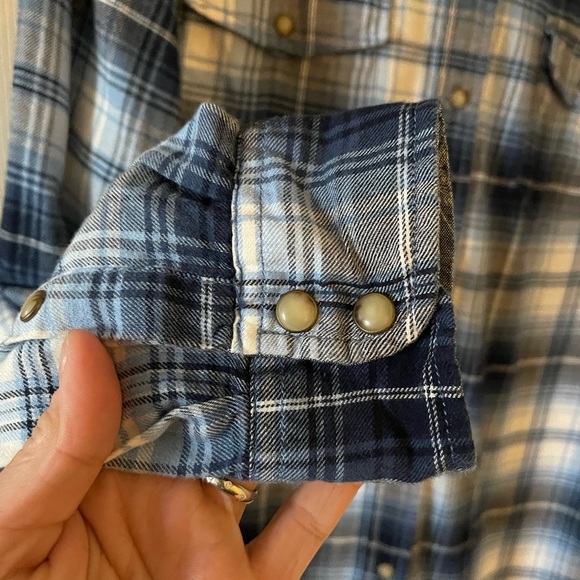 Jachs Girlfriend snap button shirt • women’s large - Picture 2 of 9